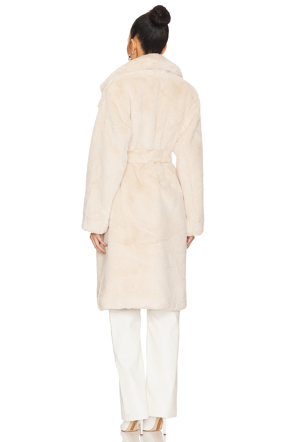 APPARIS Mona 2 Faux Fur Coat Oat 4 APPARIS Mona 2 Faux Fur Coat Oat - Image 4