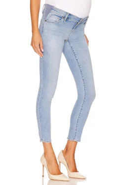 The Slim Maternity Jean Light Wash