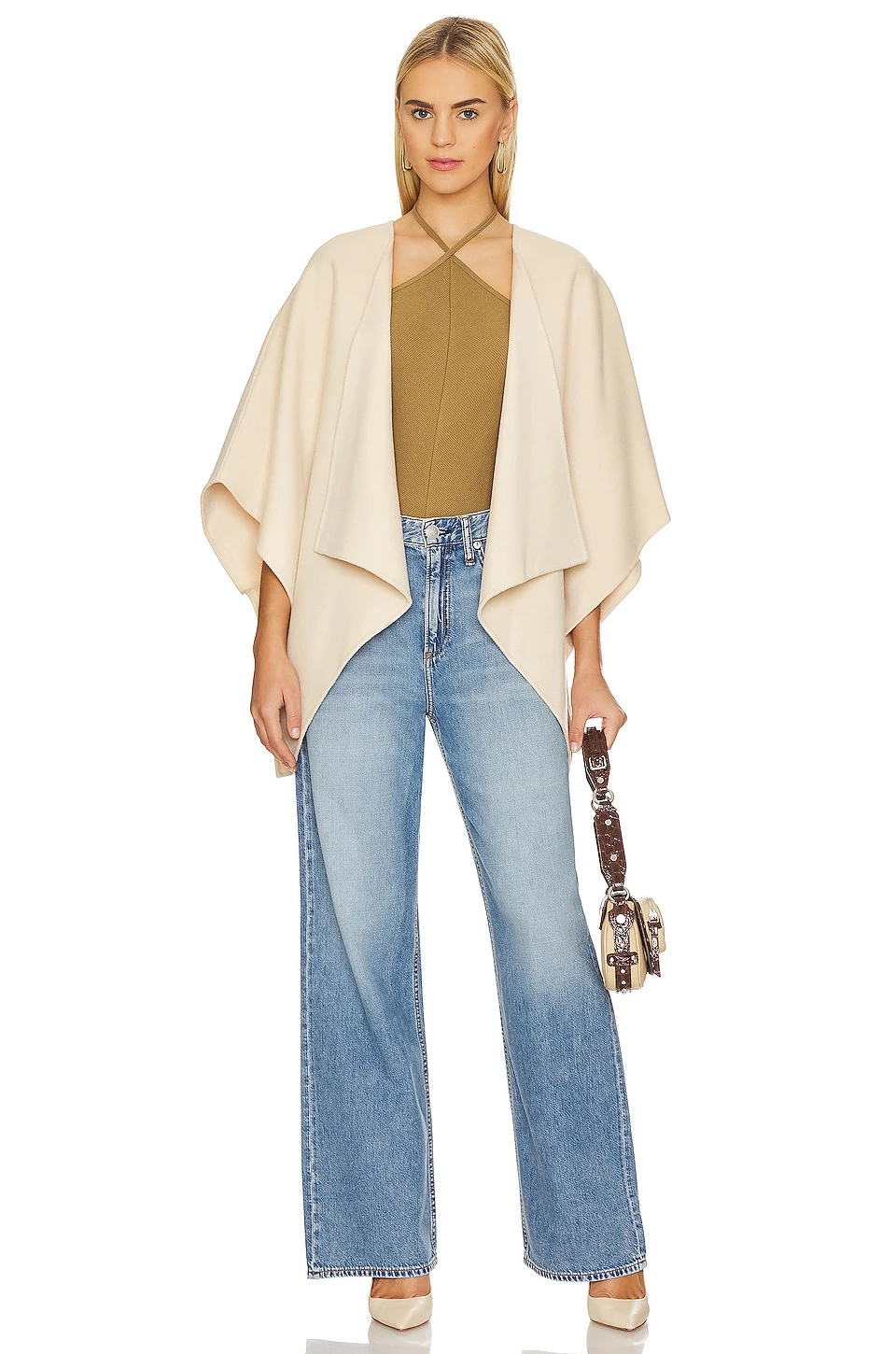 Elicia Cape Sand 4 Elicia Cape Sand - Image 4