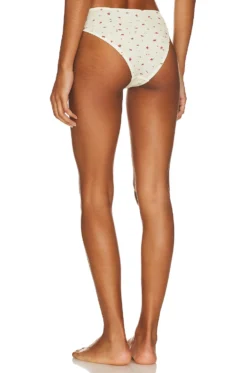 Scoop Panty Cream & Micro Roses 6 Scoop Panty Cream & Micro Roses -Fashion Clothing WWWR WI49 V3